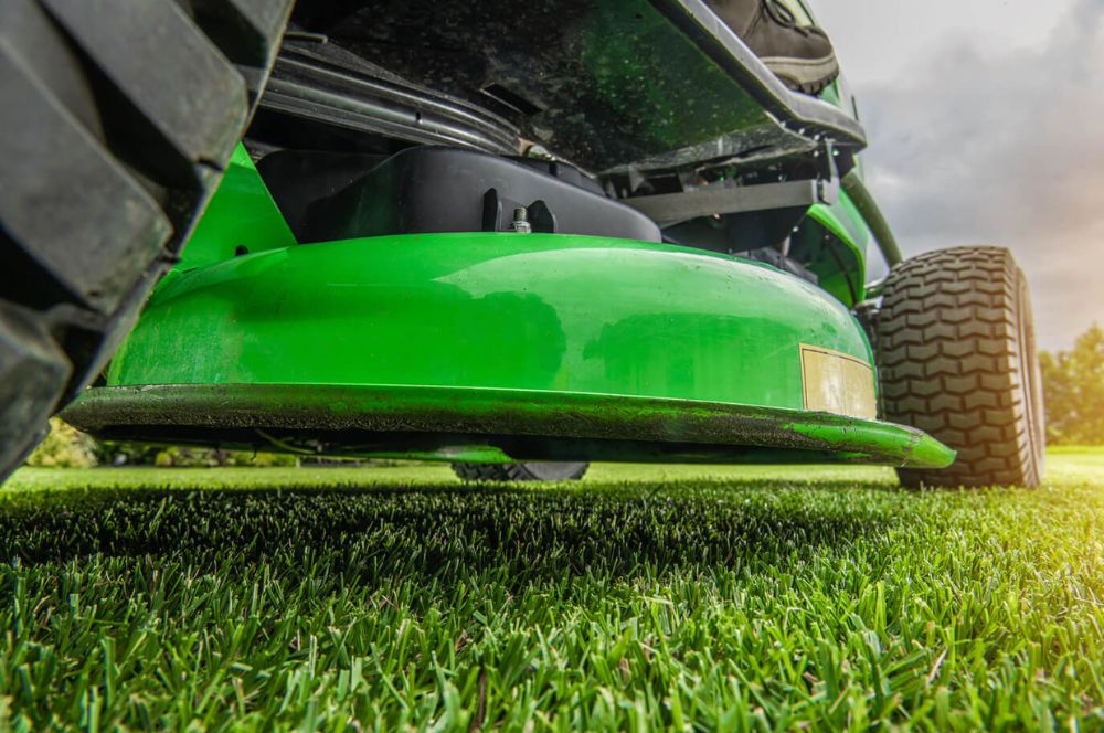 Choose A Mower With A Wide Cutting Width And Adjustable Height For Flexibility