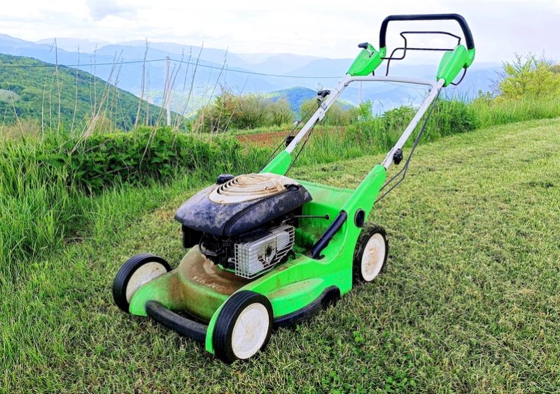 What You Should Know About Mowing On Hills And Slopes