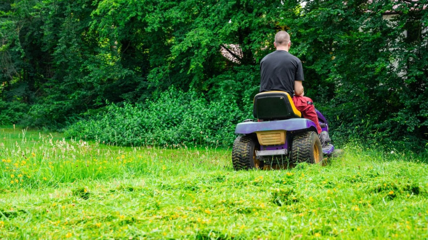 How To Use A Riding Lawn Mower Safely